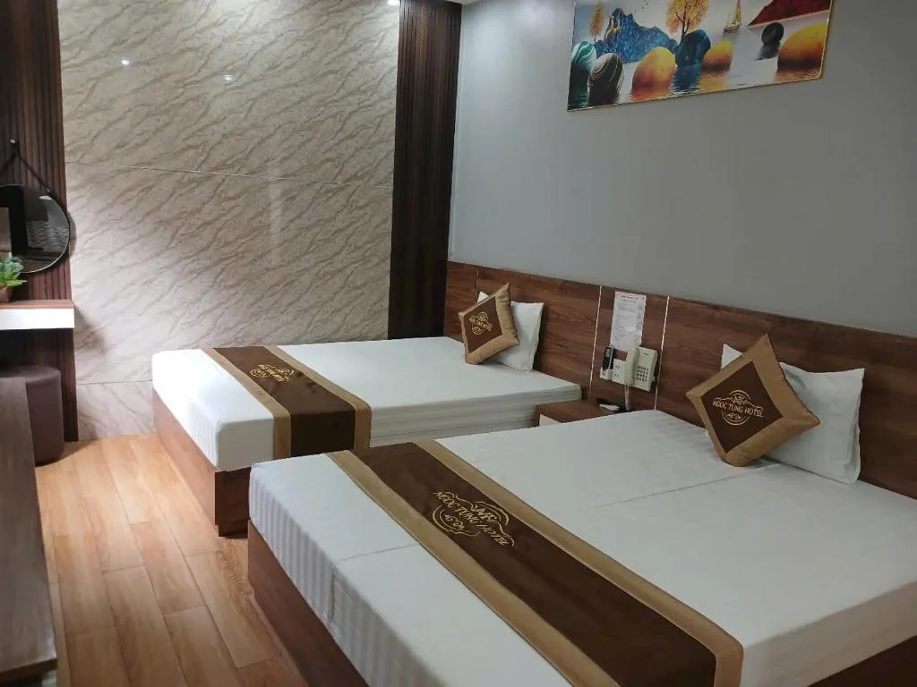 Ngọc Tùng Hotel — 3