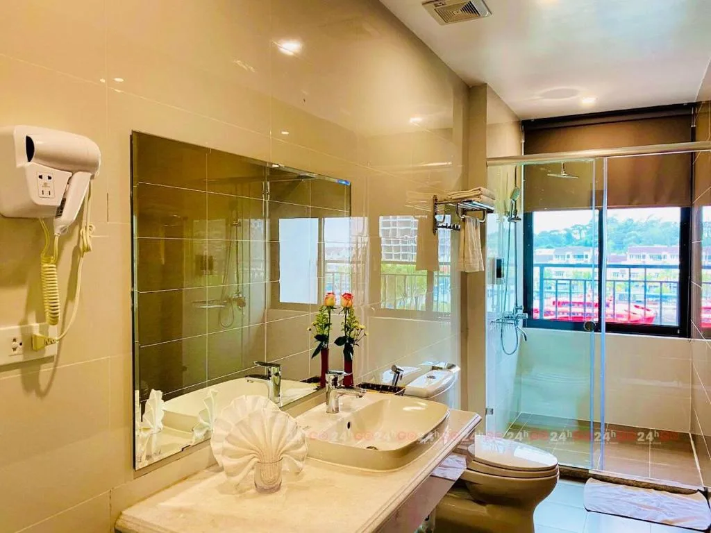 Tuan Chau Marina Hotel — 3