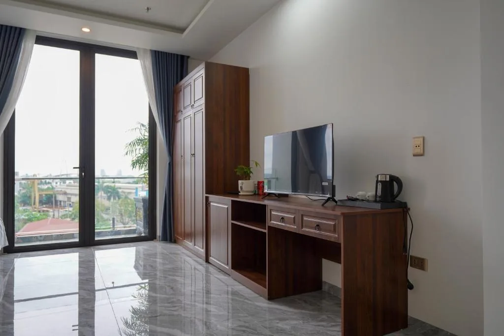 GOLDEN JOY HOTEL & APARTMENT — 4
