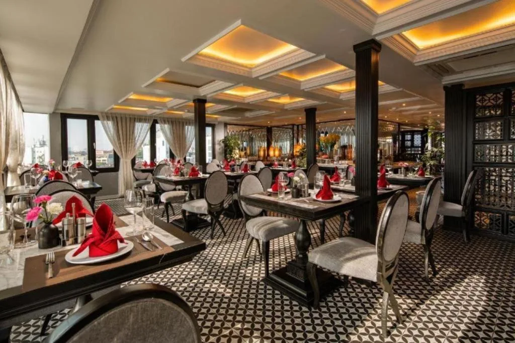 Acoustic Premium Hotel & Spa — 4