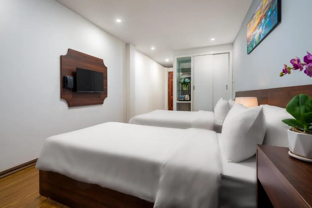 Astoria Hanoi Hotel & Travel — 5