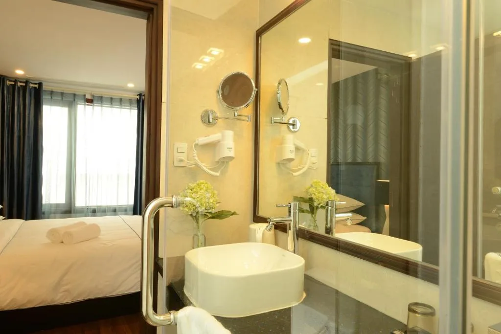 Hanoi Emerald Waters Hotel & Spa — 3