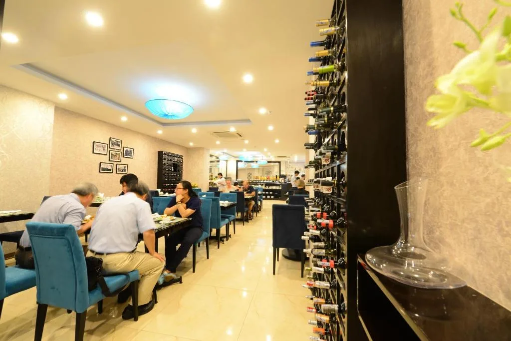 Hanoi Emerald Waters Hotel & Spa — 4