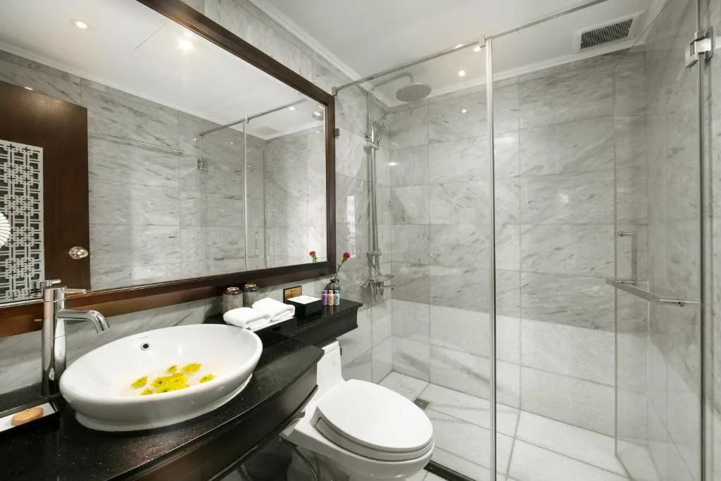 HOTEL du LAC Hanoi — 4