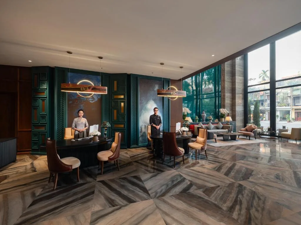 HOTEL du LAC SIGNATURE — 5