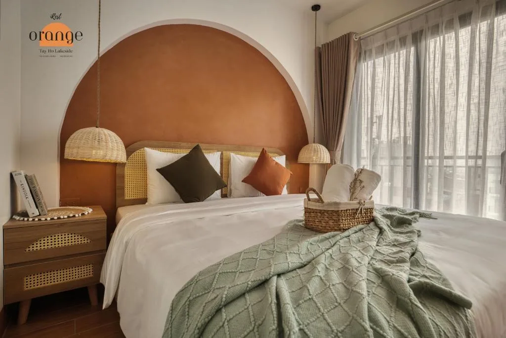 iRest Orange Tay Ho Lakeside Apartment — 3