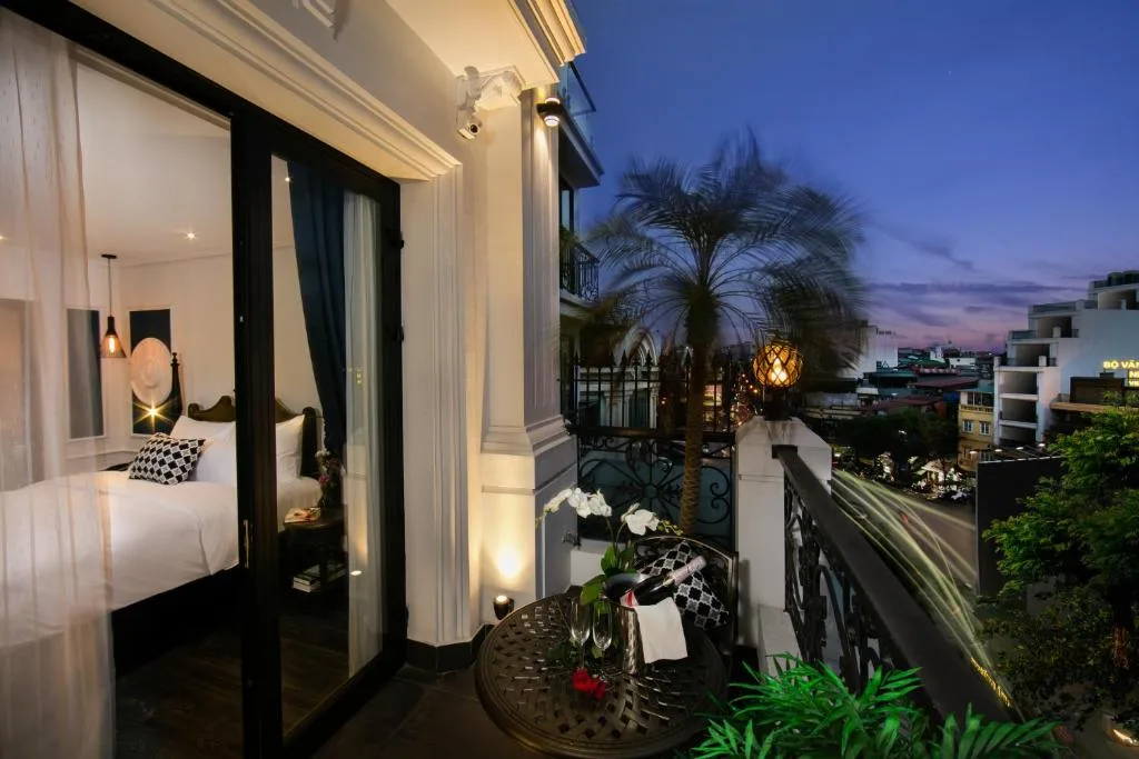 JM Marvel Hotel & Spa — 2