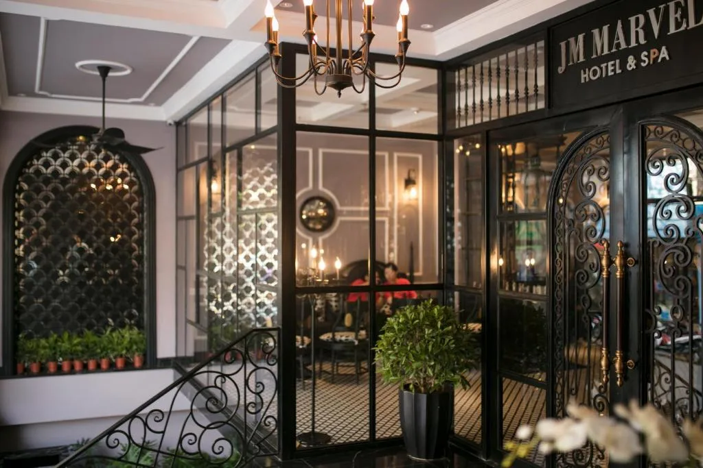 JM Marvel Hotel & Spa — 4
