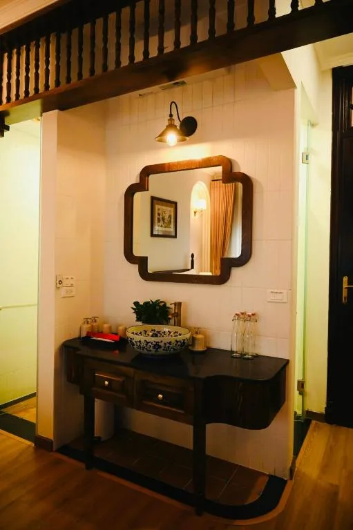 La Belle Maison — 3