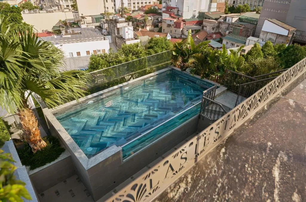 La Siesta Premium Lakeside — 3