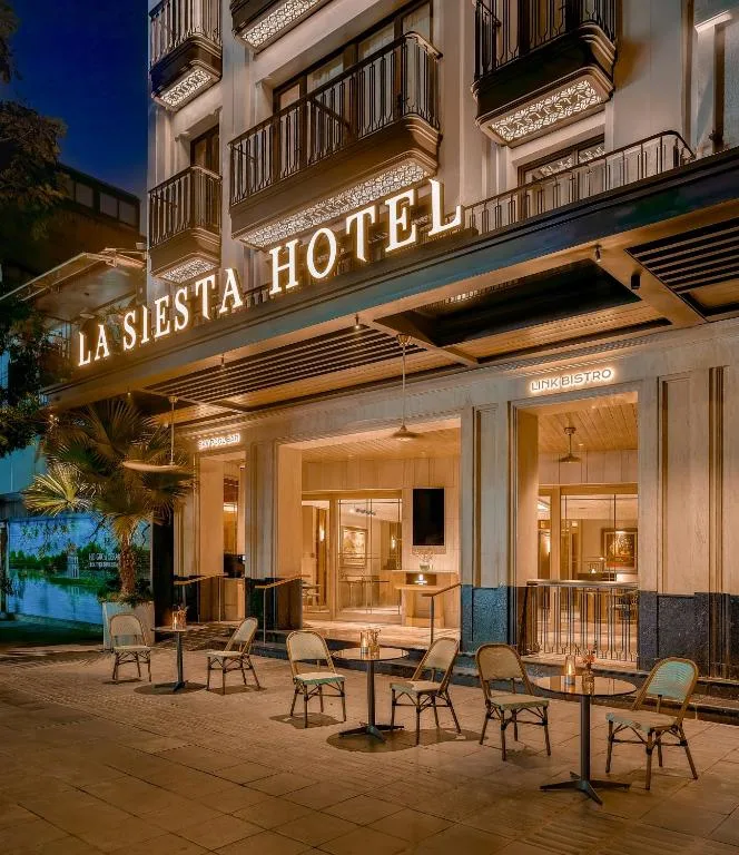 La Siesta Premium Lakeside — 5