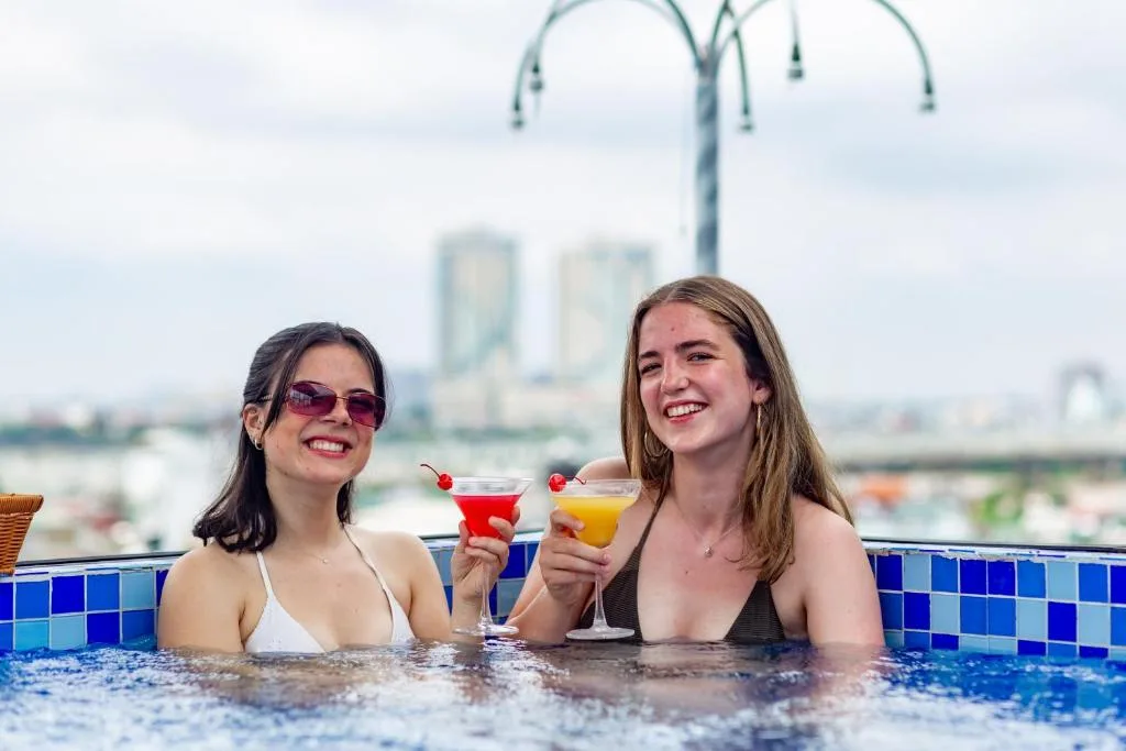 Shining Central Hotel & Spa — 2