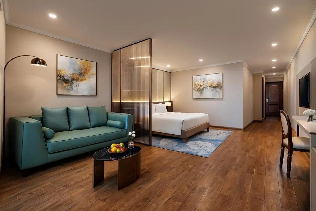 Splendid Secret Hotel — 5