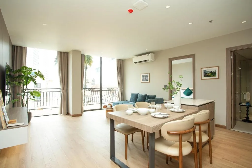 XÔI Lumi Suites West Lake