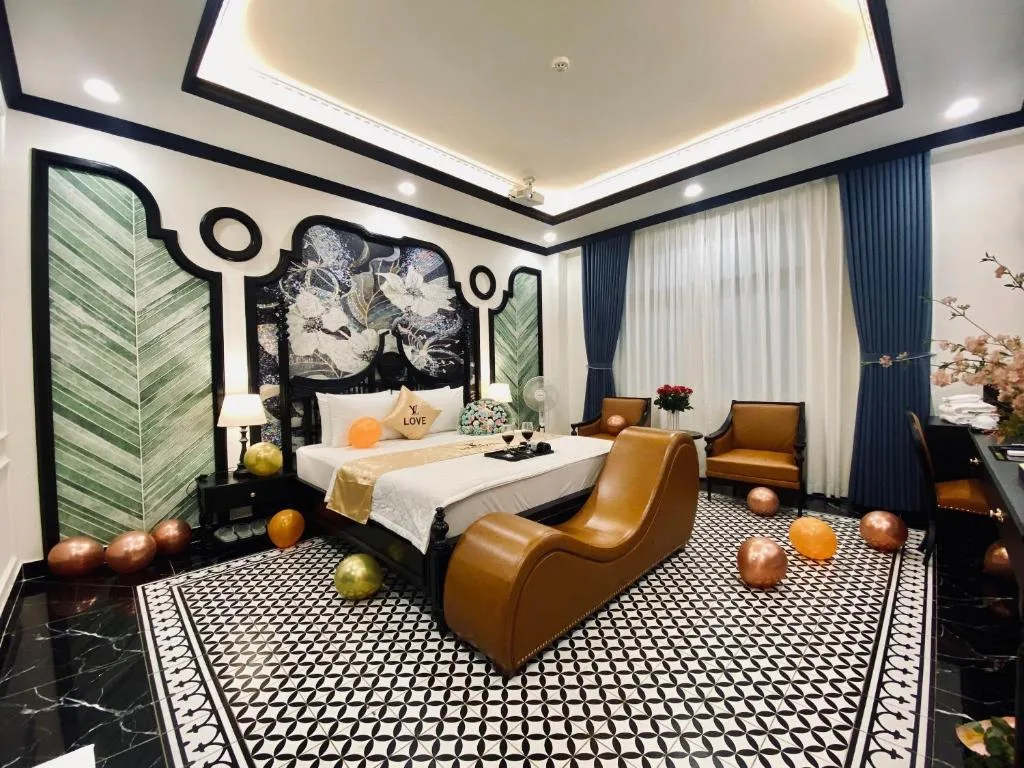 Love Luxury Hotel Vườn Lài — 2