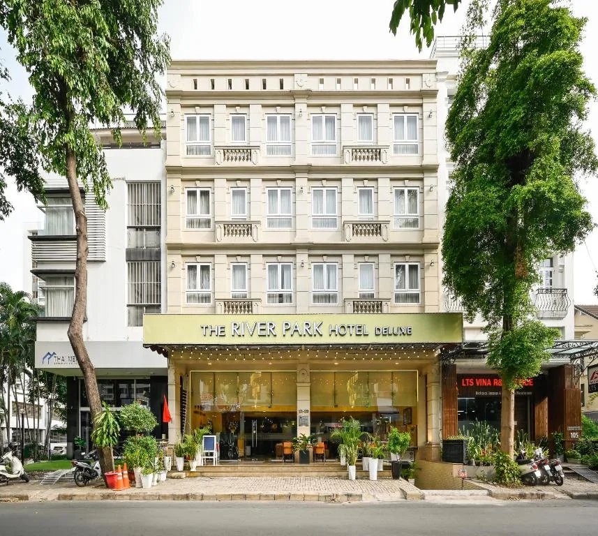 The River Park Hotel - A Peaceful Hidden Gem in Phu My Hung - 푸미흥의 평화로운 히든 젬