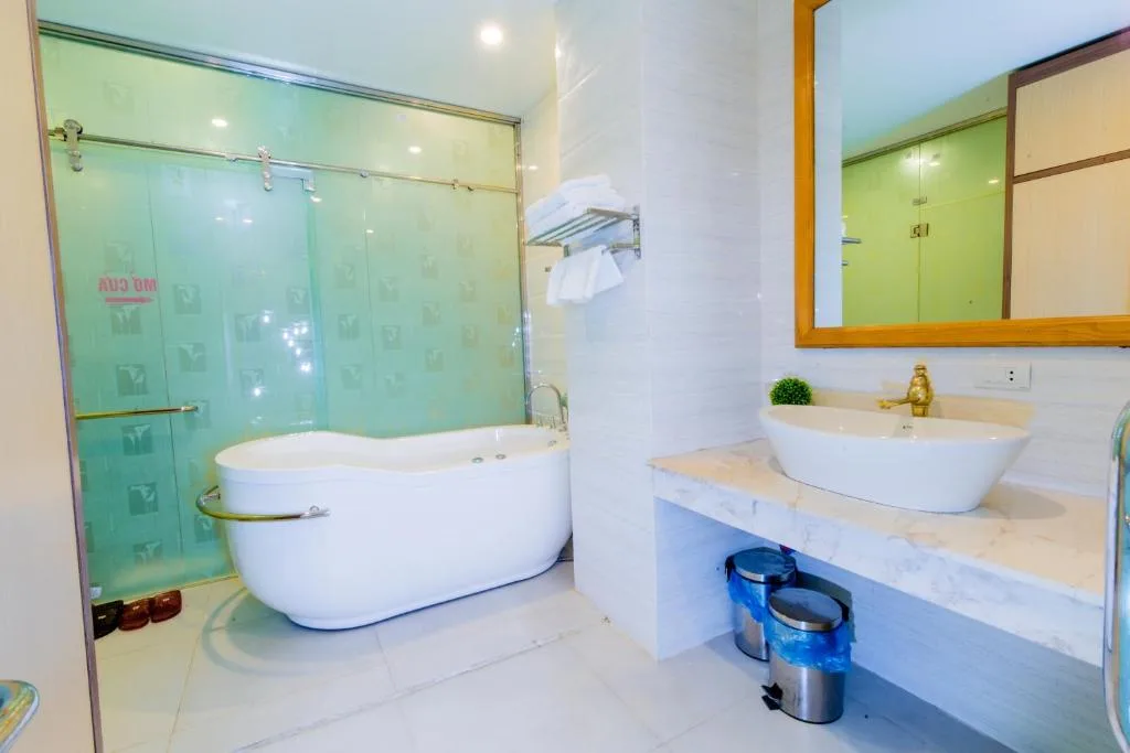 Hoa Dao Hotel — 2