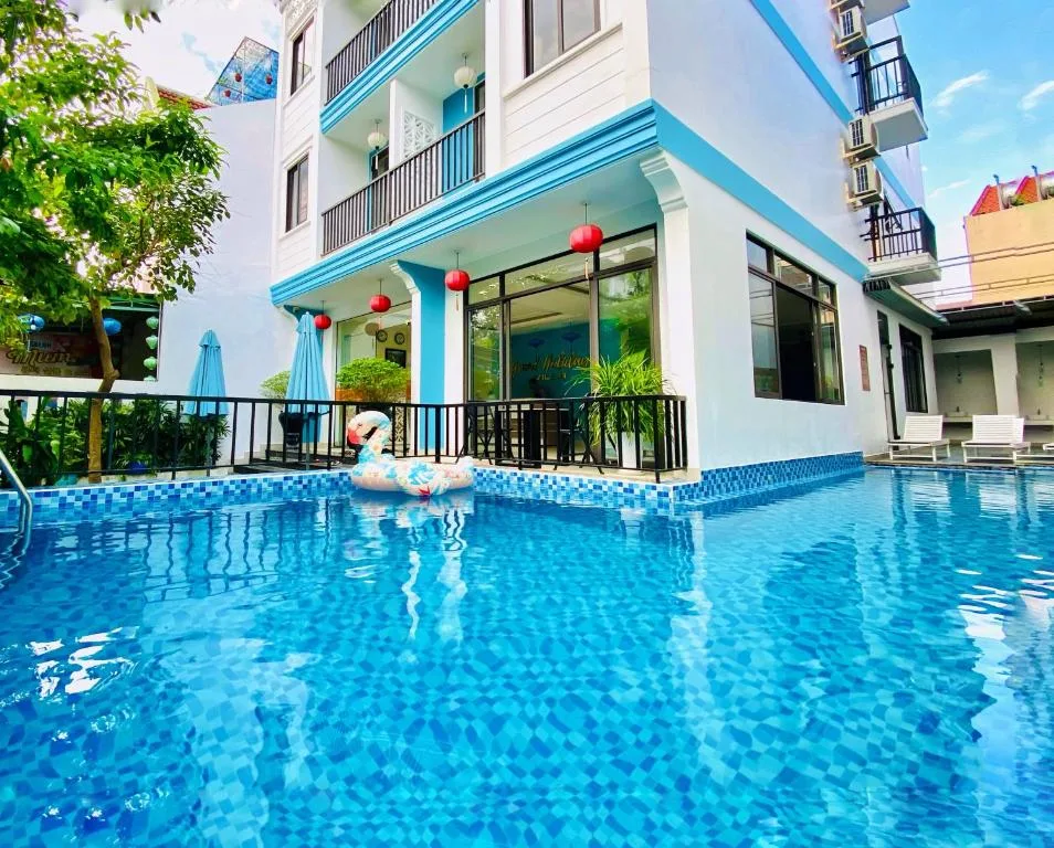 Grand Holiday Hoian Villa — 4