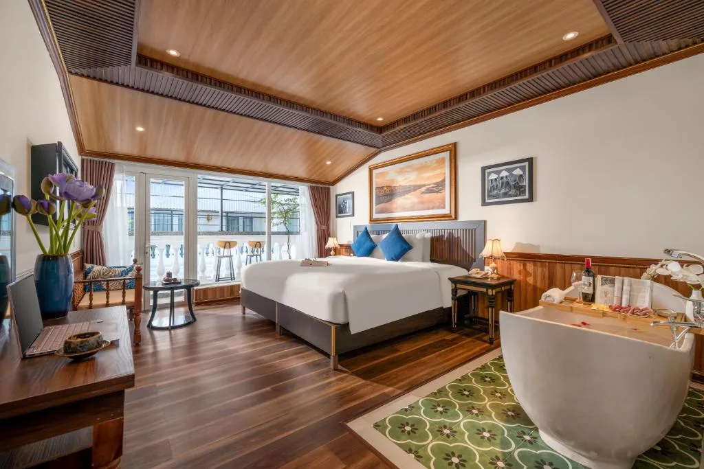 Hoi An Blue Sky Boutique Hotel & Spa — 3
