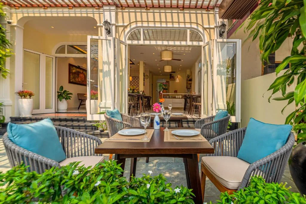 Hoi An Merrily De Art Hotel — 4