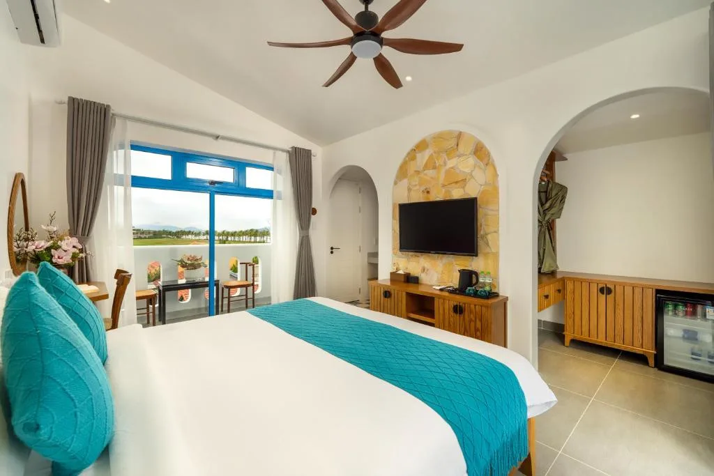 The Linh Coastline Villa — 2