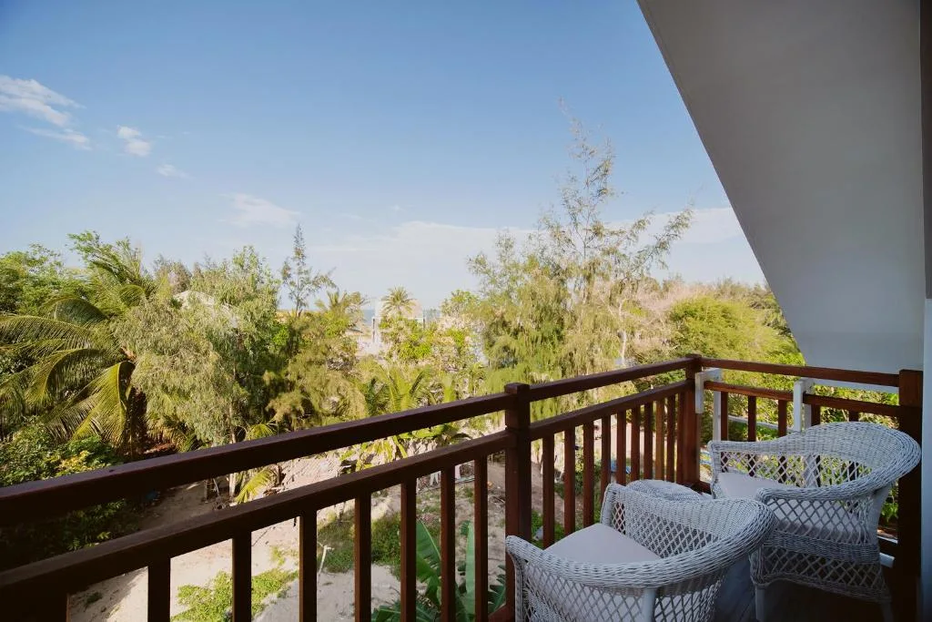 The Watermark Beachside Hotel — 4