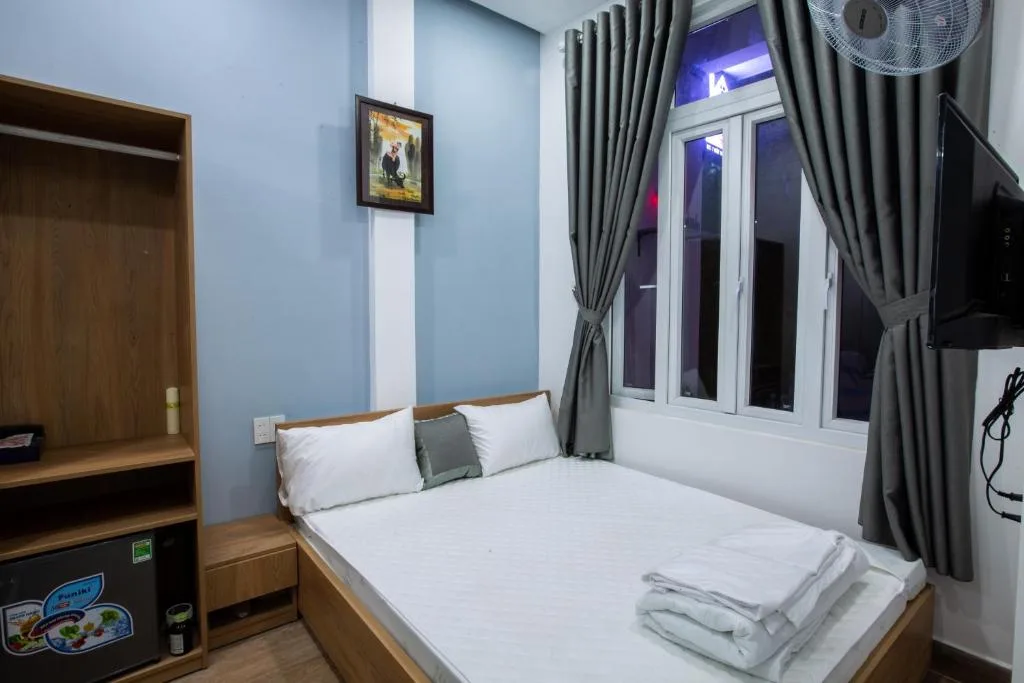 5.T Hostel — 2