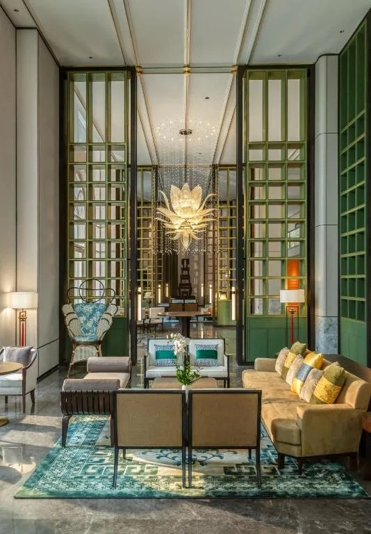 Grand Royal Riverside Hue, Fusion Collection