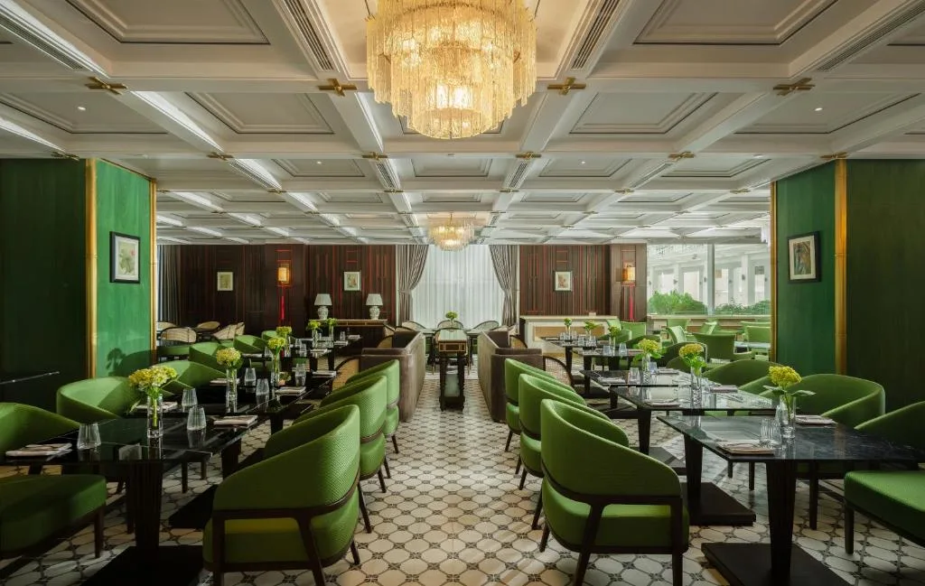 Grand Royal Riverside Hue, Fusion Collection — 4