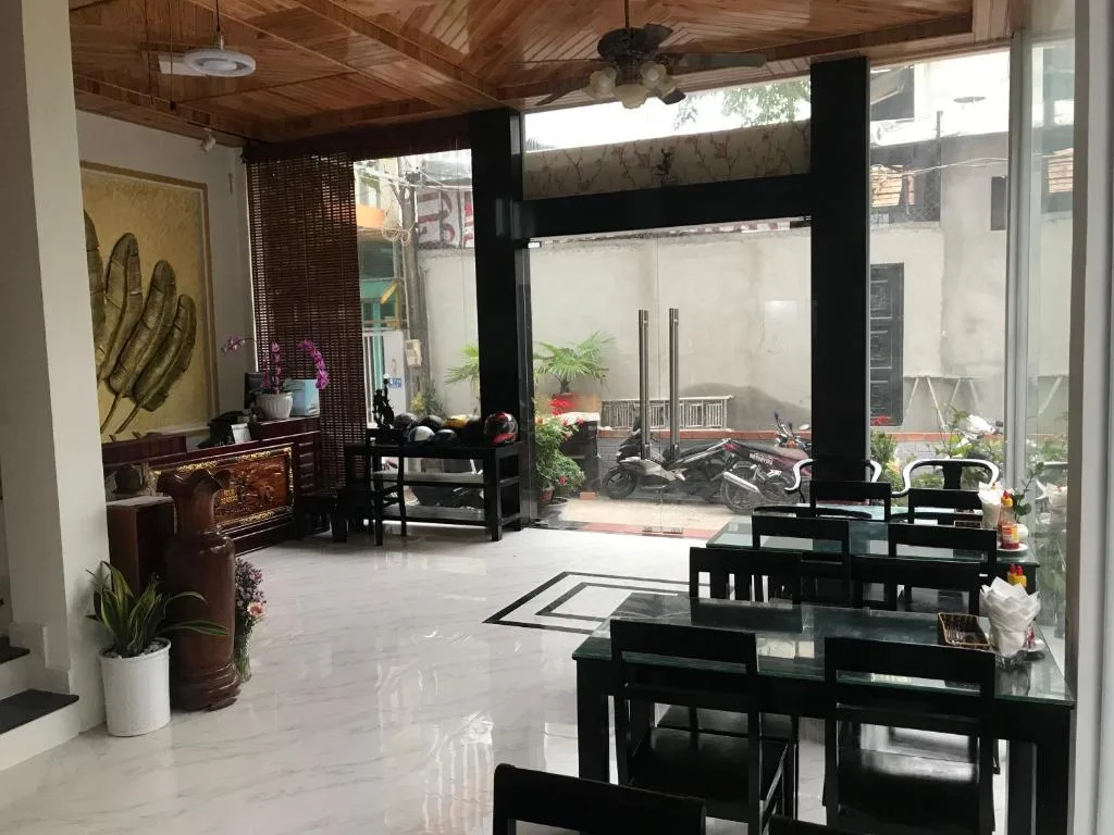 Hue Four Seasons Hotel — 4