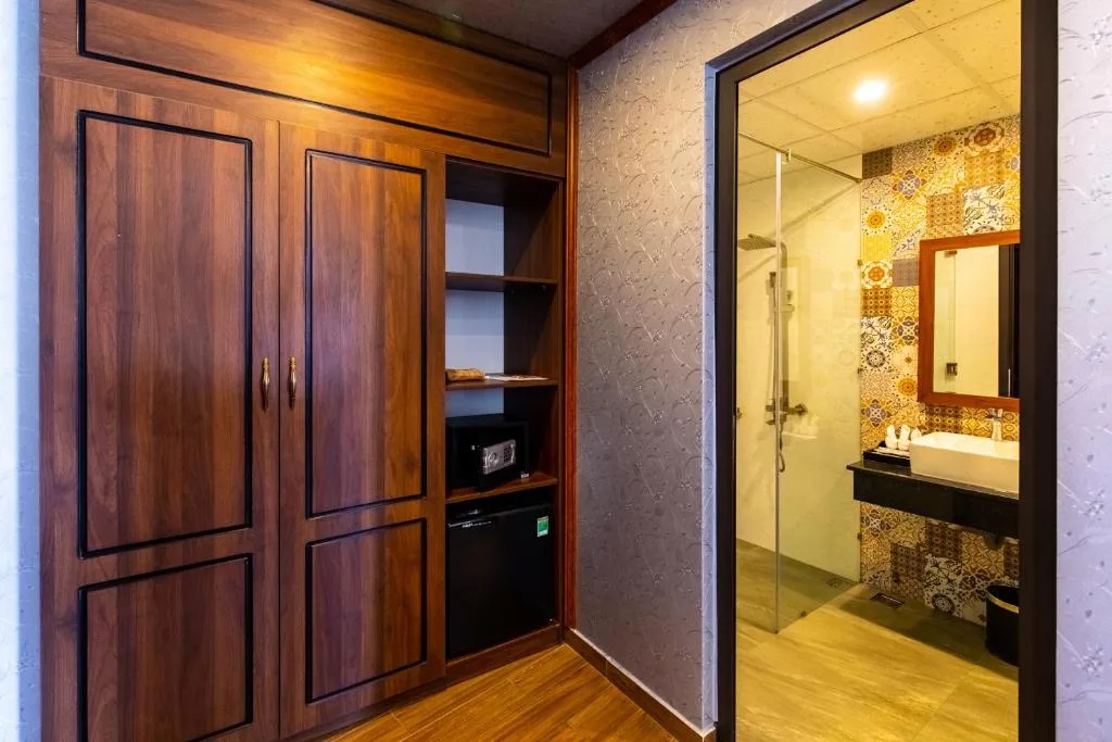 Jade Scene Hotel — 3