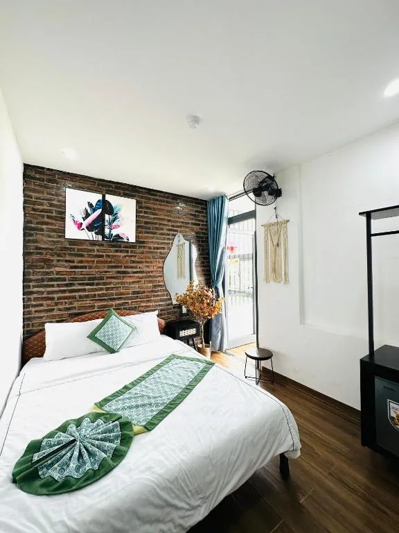 New World Hotel — 3