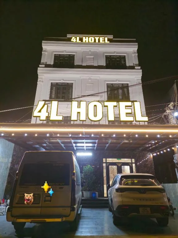 4L HOTEL KIM BÔI — 4