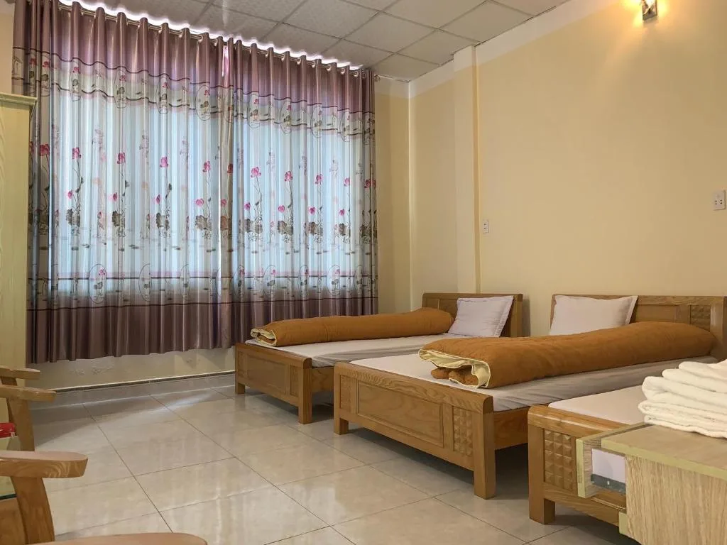 Nhà nghỉ Dương Vũ — 2