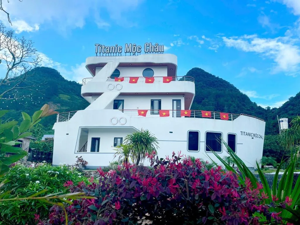 Titanic Mộc Châu