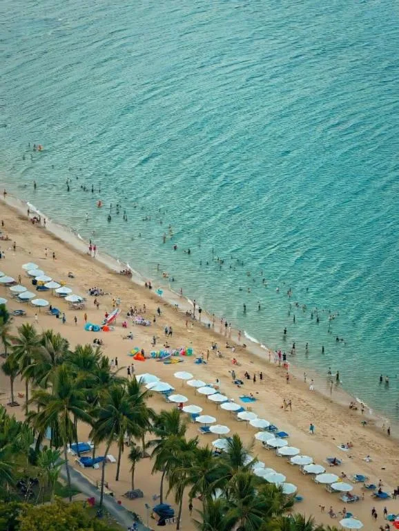 Apec Beach Luxury Mũi Né — 5