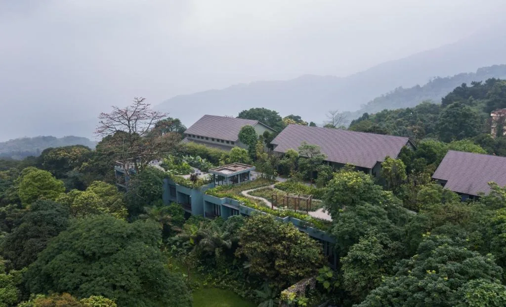 Amour Resort Bavi — 2
