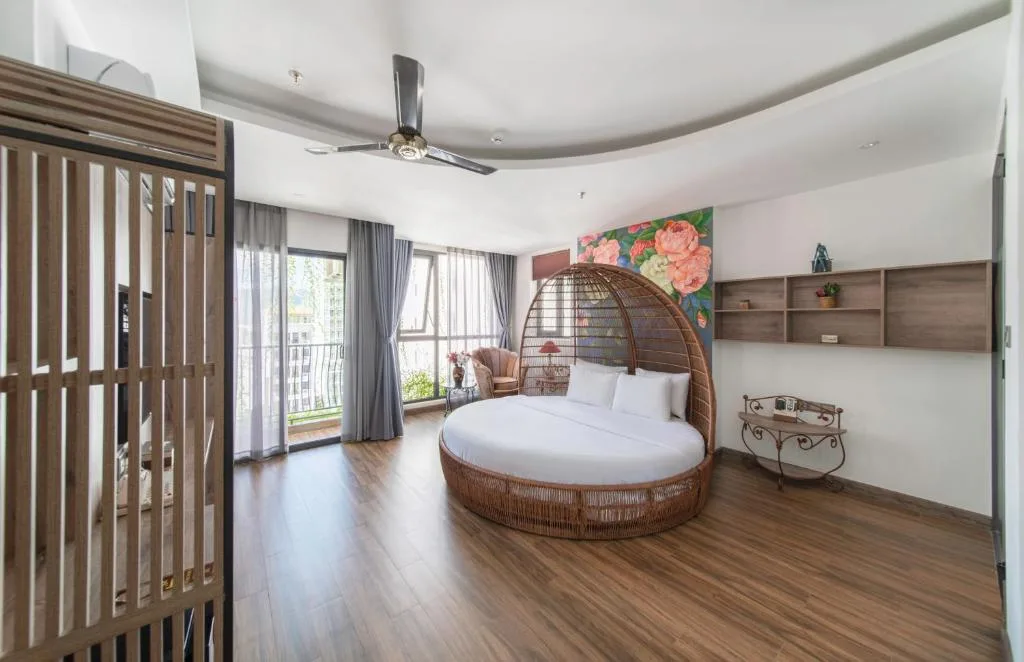 Aaron Boutique Hotel — 5