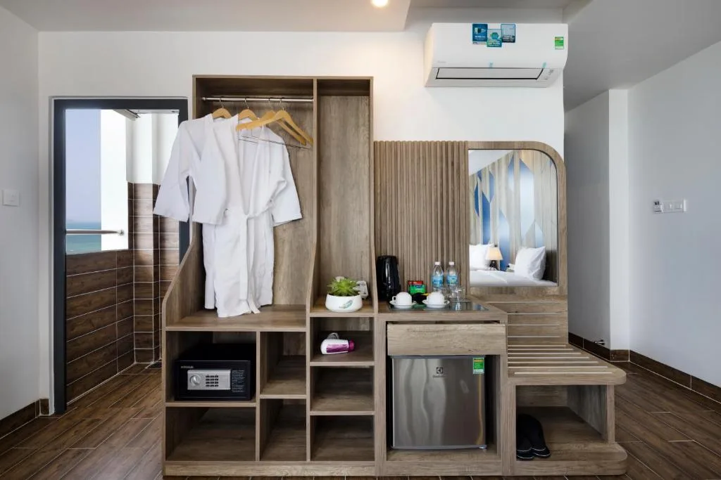 Azura Gold Hotel & Apartment — 3