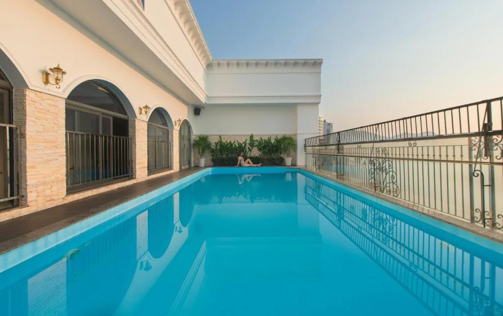 Daphovina Hotel