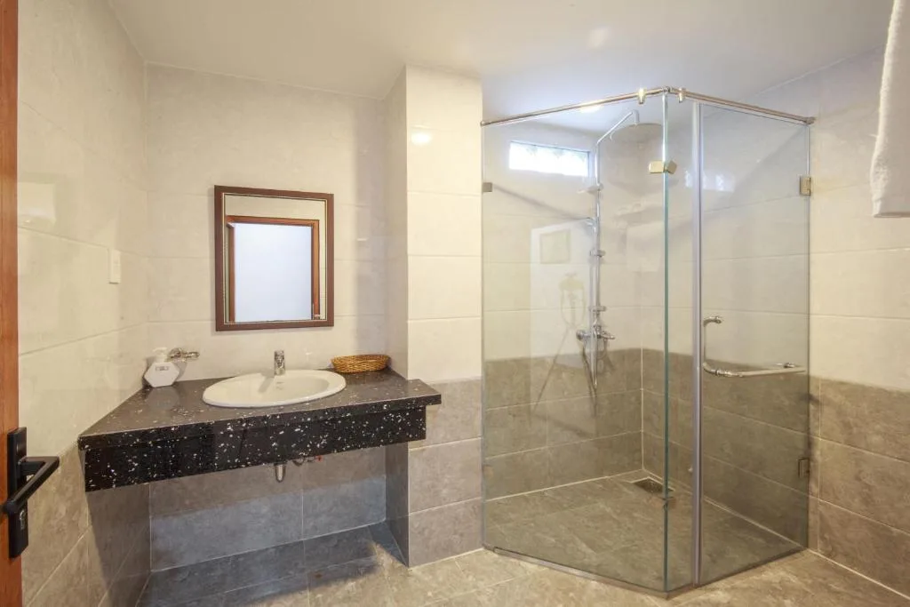 Ha Nhung Hotel Nha Trang — 2