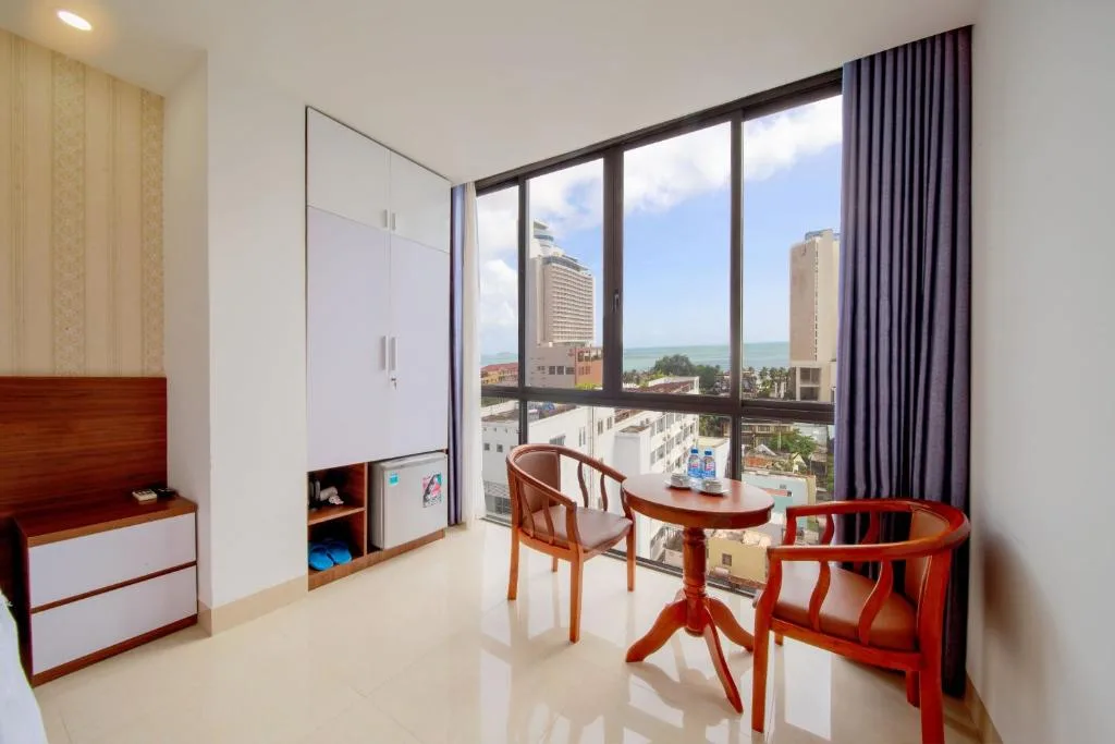 Ha Nhung Hotel Nha Trang — 3
