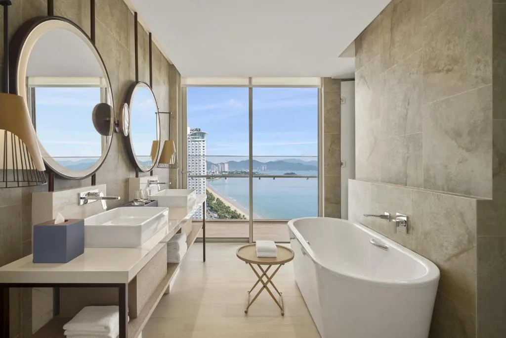 Hyatt Regency Nha Trang — 3