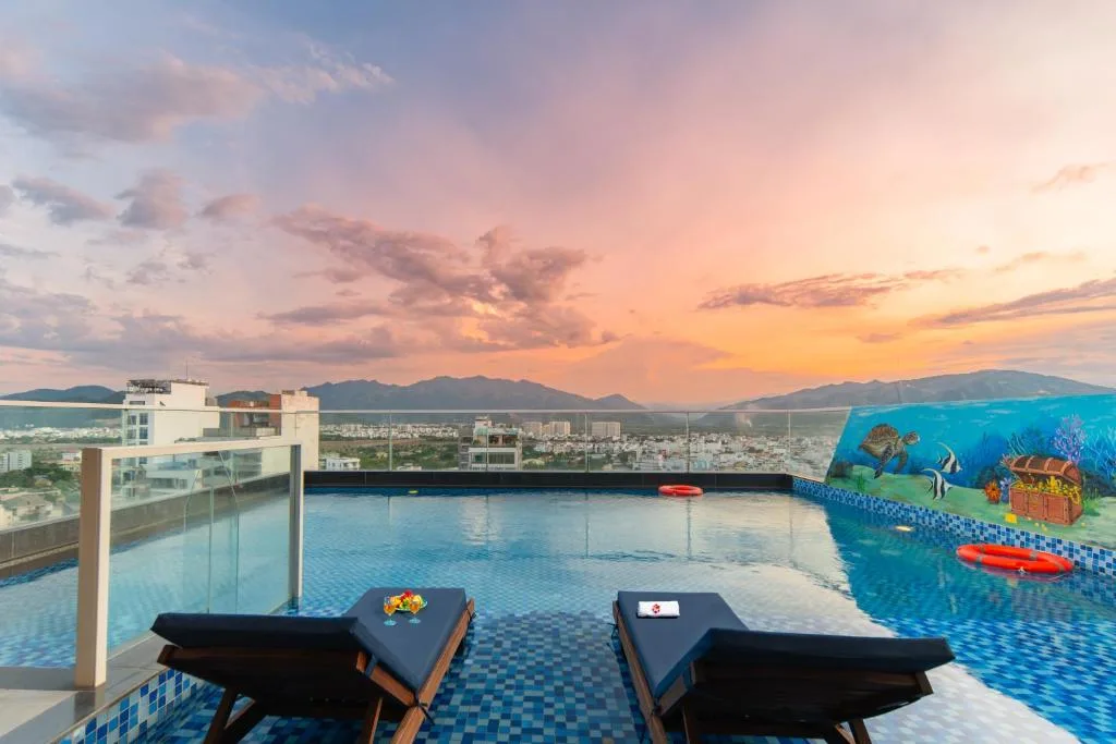 Le's Cham Hotel — 2