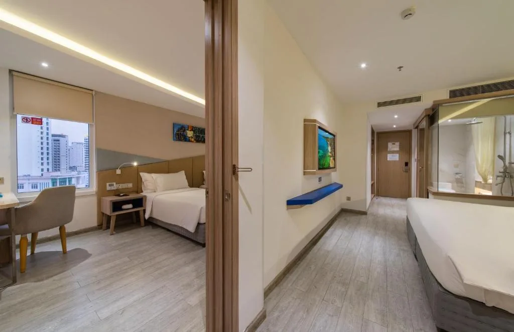 Le's Cham Hotel — 5