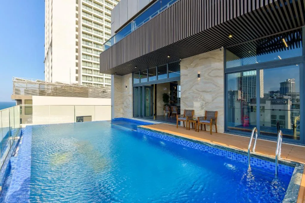 Maris Hotel Nha Trang — 3