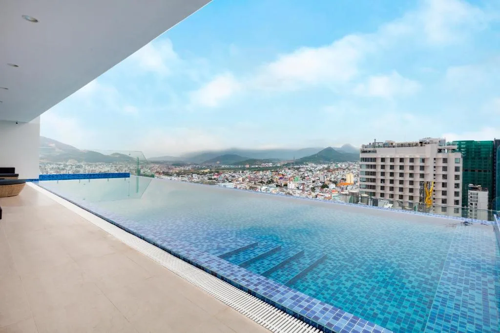 Nagar Hotel Nha Trang — 2