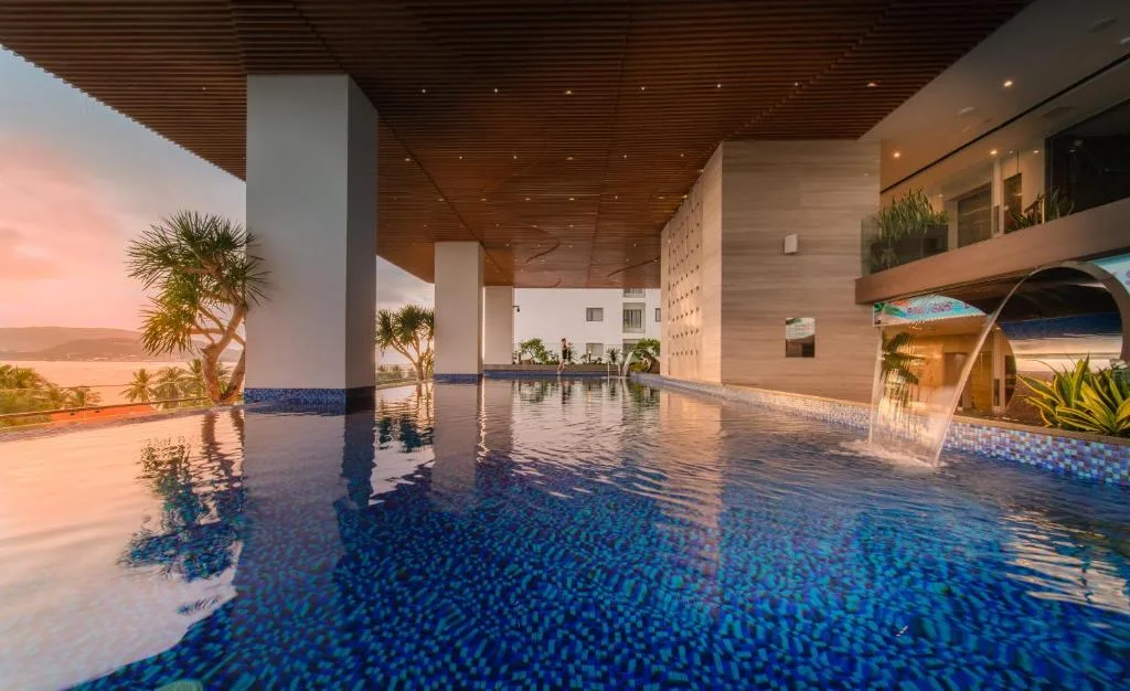 Queen Ann Nha Trang Hotel — 2
