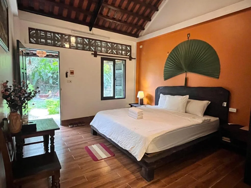 Tam Coc Thoms House — 2