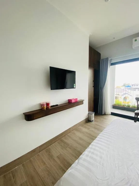 Amber Hotel — 2